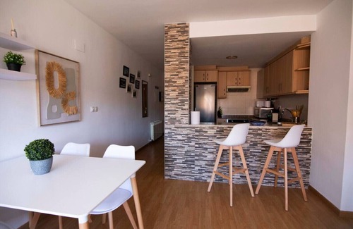 Abena Apartment | Modern flat for Pyrenees Adventures - Free Parking