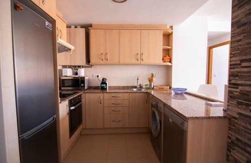 Abena Apartment | Modern flat for Pyrenees Adventures - Free Parking