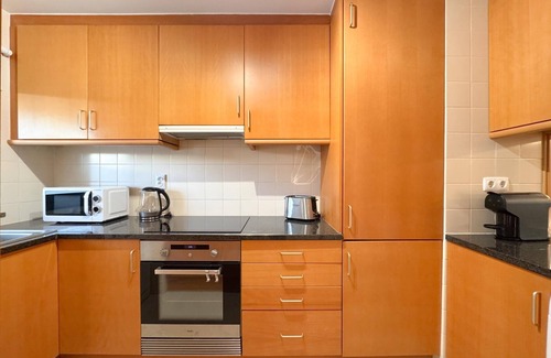 Telheiro Apartment | Modern flat in gated complex with pool