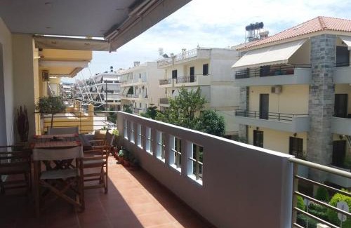 Nafplion City Centre Apartment | Stylish Flat in Nafplio - Child Friendly & Rated 9.8