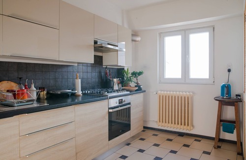 Sector 1 Apartment | Modern Flat Near Triumphal Arch with Family-Friendly Amenities
