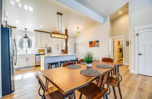 Florissant House | Modern Florissant Mountain Retreat with Family-Friendly Amenities