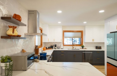 McKinney Estates Cabin | Cozy Forest Cabin with Hot Tub & Family-Friendly Amenities