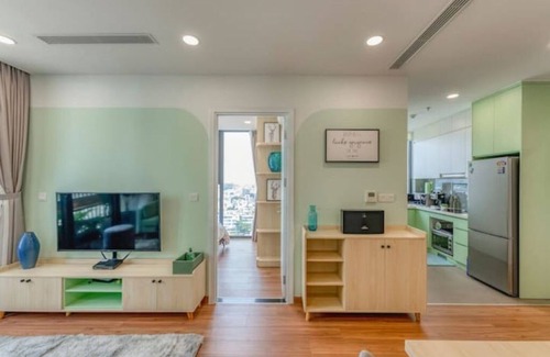 Tan Thuan Tay Apartment | Modern 2BR Apartment with City Views Near PMH
