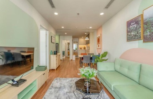 Tan Thuan Tay Apartment | Modern 2BR Apartment with City Views Near PMH