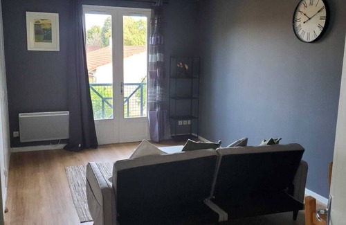 L'Isle-Jourdain Apartment | Contemporary, Well-Equipped Family-Friendly Apartment