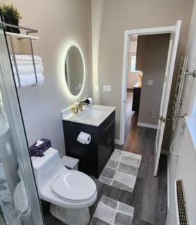 Eugene Apartment | Modern Furnished Retreat