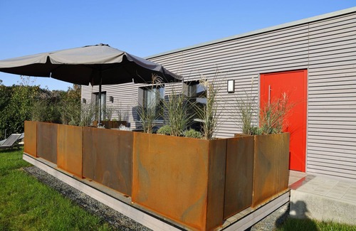 Lauterhofen Apartment | Modern Vacation Home with Terrace and Garden Retreat