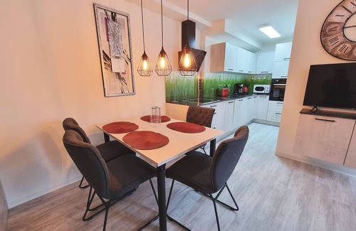 Volkach Apartment | Modern Vacation Apartment with Terrace for Up to 4 Guests