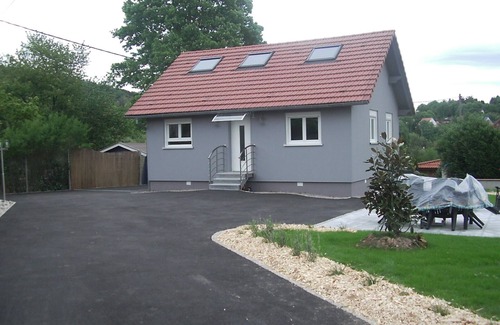 Lutzelhouse House | Modern Gîte in Alsace: 10/10 Guest Rated & Family-Friendly