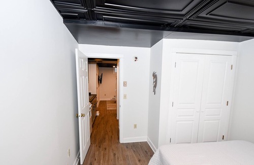 Blacksburg Apartment | Modern Game Day Rental - Walkable distance Lane Stadium