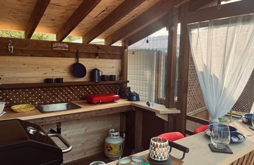 Havelock-Belmont-Methuen Cabin | Trendy Glamping Cabin with Kitchen Amenities Awaits You