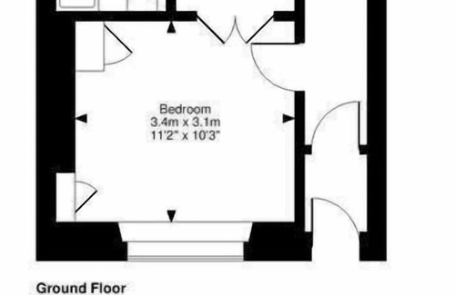 Oakley Apartment | Modern ground floor apartment with separate entrance - Fast WiFi
