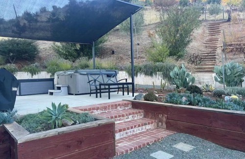 Middletown Apartment | Premier Guest House in the Heart of the Vineyard