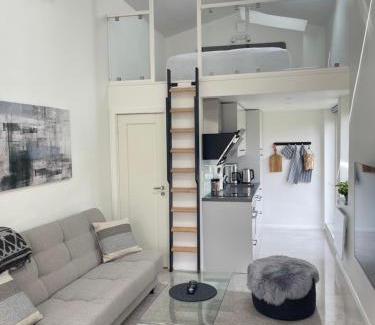 Vaster Apartment | Stylish Guesthouse with Loft and 8.9/10 Review Score
