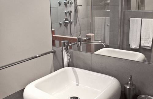 Antibes Old Town Hotel | Stylish Modern Hôtel with Breakfast and Family-Friendly Perks