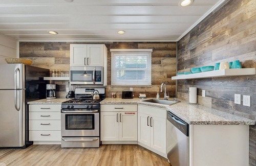 Lakeside Park Cabin | Cozy Retreat with Hot Tub, Firepit & Steps to the Beach