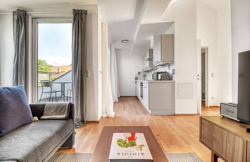 Hietzing Apartment | Modern Hietzing 1BR with Private Terrace & Garden Oasis