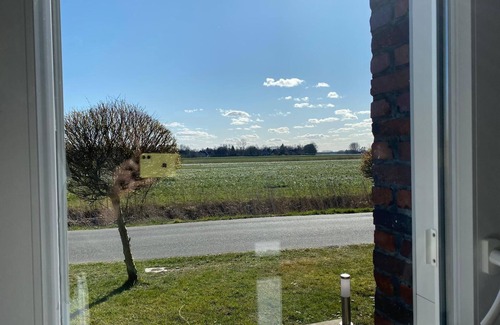 Wilhelmshaven House | Chic Holiday Home with Ocean View & Spa - Guest Rated 10/10
