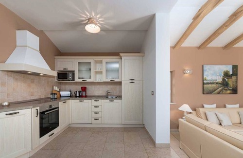 Lasici Villa | Modern holiday home with pool, fully air-conditioned