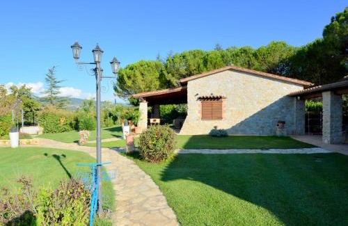 Marsciano House | Modern Holiday Home in Marsciano with Private Pool Access