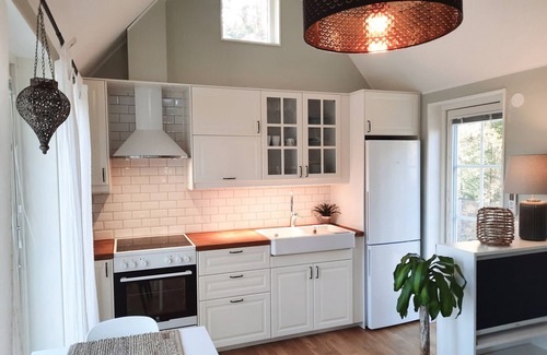 Grodinge House | Modern holiday home with internet near the sea and on the doorstep of Stockholm