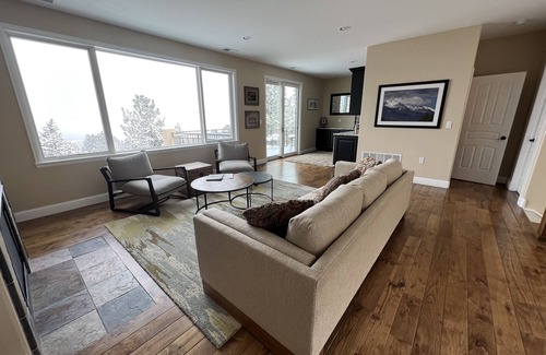 Broadmoor House | Modern Family Retreat with Spa, Decks & Top Ratings