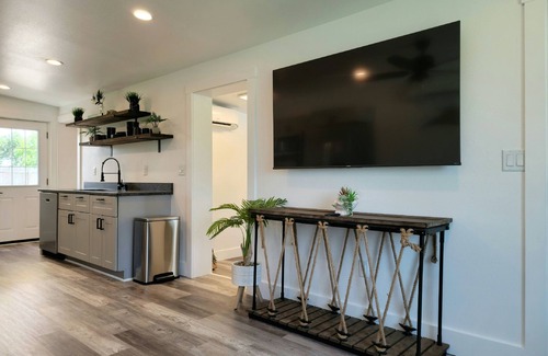 Panama City Cottage | Modern Home Near Dining & Downtown - Rated 10/10!