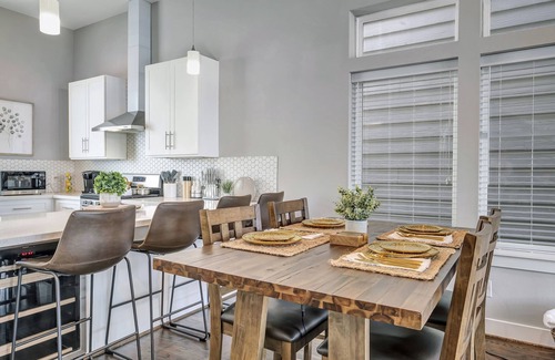 East Downtown Houston House | Stylish Home in Downtown Houston with Rooftop Patio