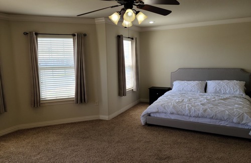 Lowell House | Stylish Home in Lowell: Perfect for Families with Kitchen
