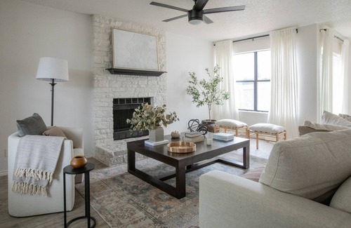 Los Indios House | Tranquil Escape: Modern Home Near Downtown Attractions