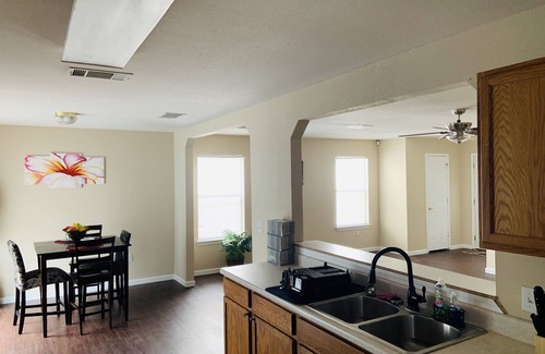 Los Cielos House | Stylish Home Near COTA with Spa and Hot Tub Access
