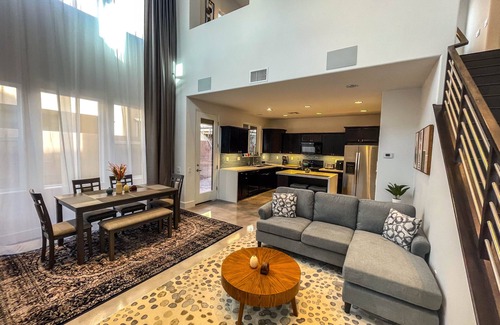 Summerlin South House | Stylish Retreat Near Red Rock with Family-Friendly Amenities