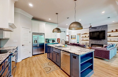 Hot Springs Village House | Modern Retreat with Golf Course Views and Private Amenities