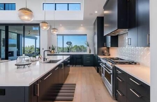 Henly House | Exclusive Hilltop Retreat with Pool & Private Pickleball