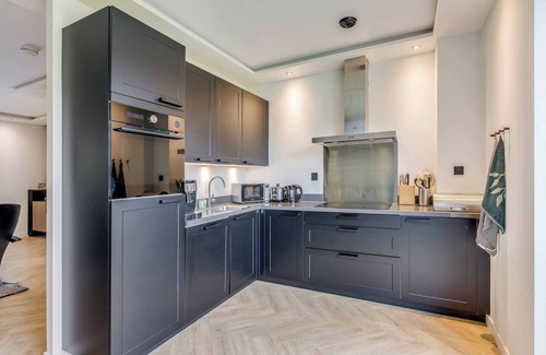 Municipality of Utrecht House | Contemporary Home with Private Garden and Breakfast Included
