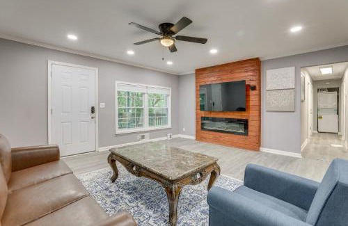 Belvedere Park House | Modern Home with Yard Near ATL Attractions!