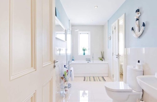 Ballyboghil House | Convenient Homestay Room Close to Dublin Airport