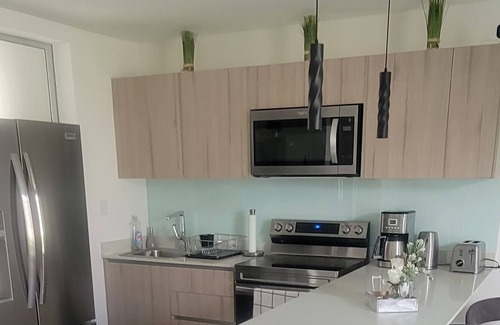 Ciudad Cariari House | Modern house in private condo