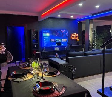 Montopoli di Sabina Villa | Modern House