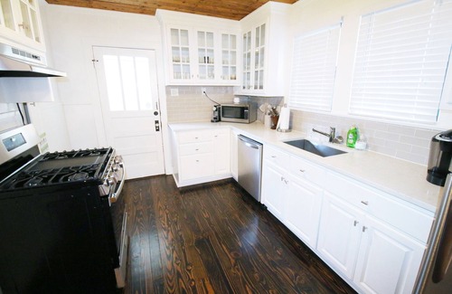 Highlands - Perkins House | Top-Rated Modern House Near LSU Lakes - Family-Friendly Stay