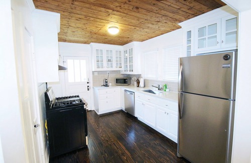 Highlands - Perkins House | Top-Rated Modern House Near LSU Lakes - Family-Friendly Stay