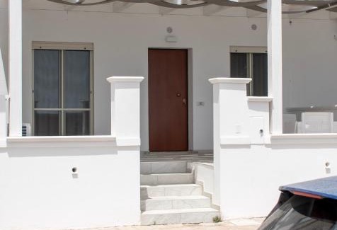 Le Castella Bed & Breakfast | Modern House Vista Mare
