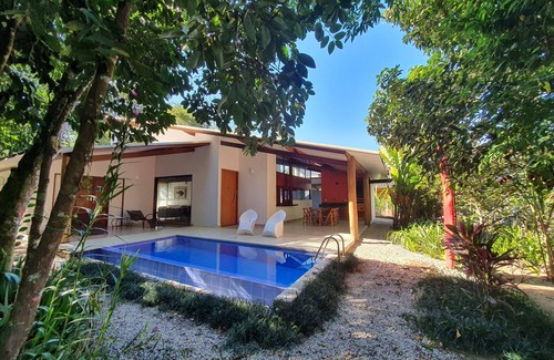 Itamambuca House | Guest Rated: Modern House with Pool near Itamambuca Beach