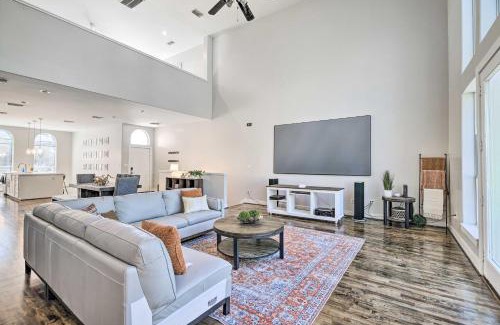 East Downtown Houston House | Stylish Houston Retreat Near Minute Maid Park
