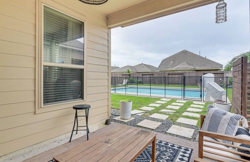 Houston House | Stylish Houston Home with Pool & Patio, 12 Mi to Downtown