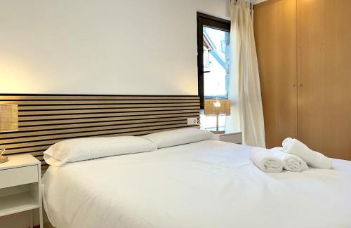 Esterri D'Aneu Apartment | Family-Friendly Modern Apartment in Esterri d'Àneu