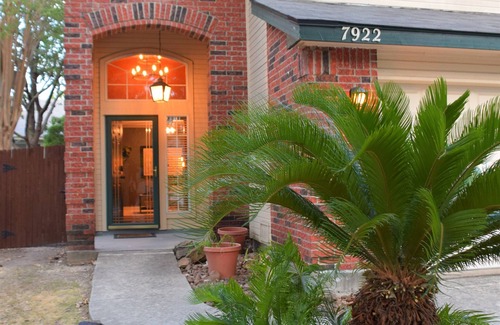 San Antonio House | Exceptional Modern Industrial Home in Gated Community