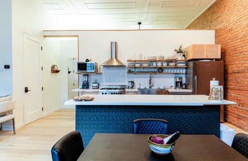 Grand Forks Apartment | Modern Industrial Suite In Grand Forks