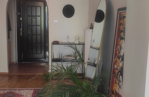 Erenkoy House | Modern Istanbul Flat Near Bagdat Street & Transit Hubs